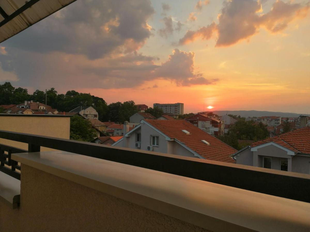 Apartman Mia Centar Kruševac Buitenkant foto