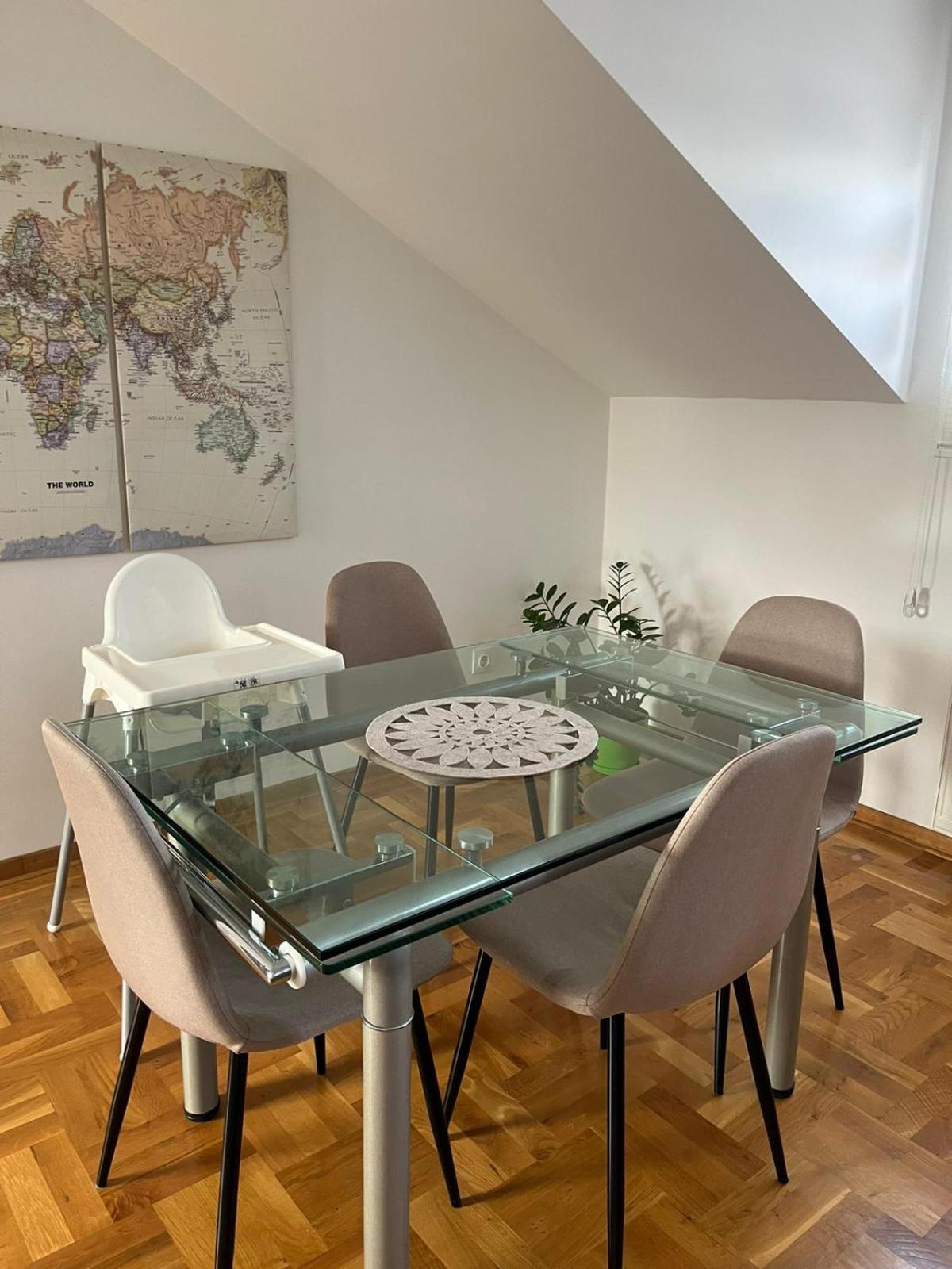 Apartman Mia Centar Kruševac Buitenkant foto