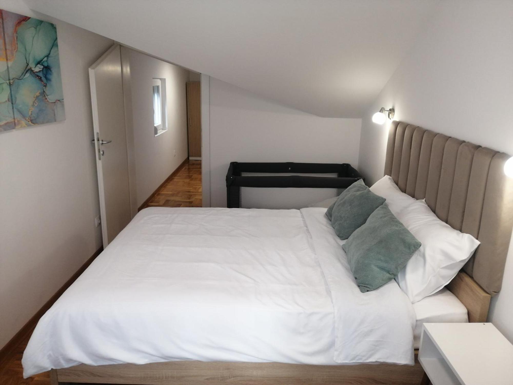 Apartman Mia Centar Kruševac Buitenkant foto