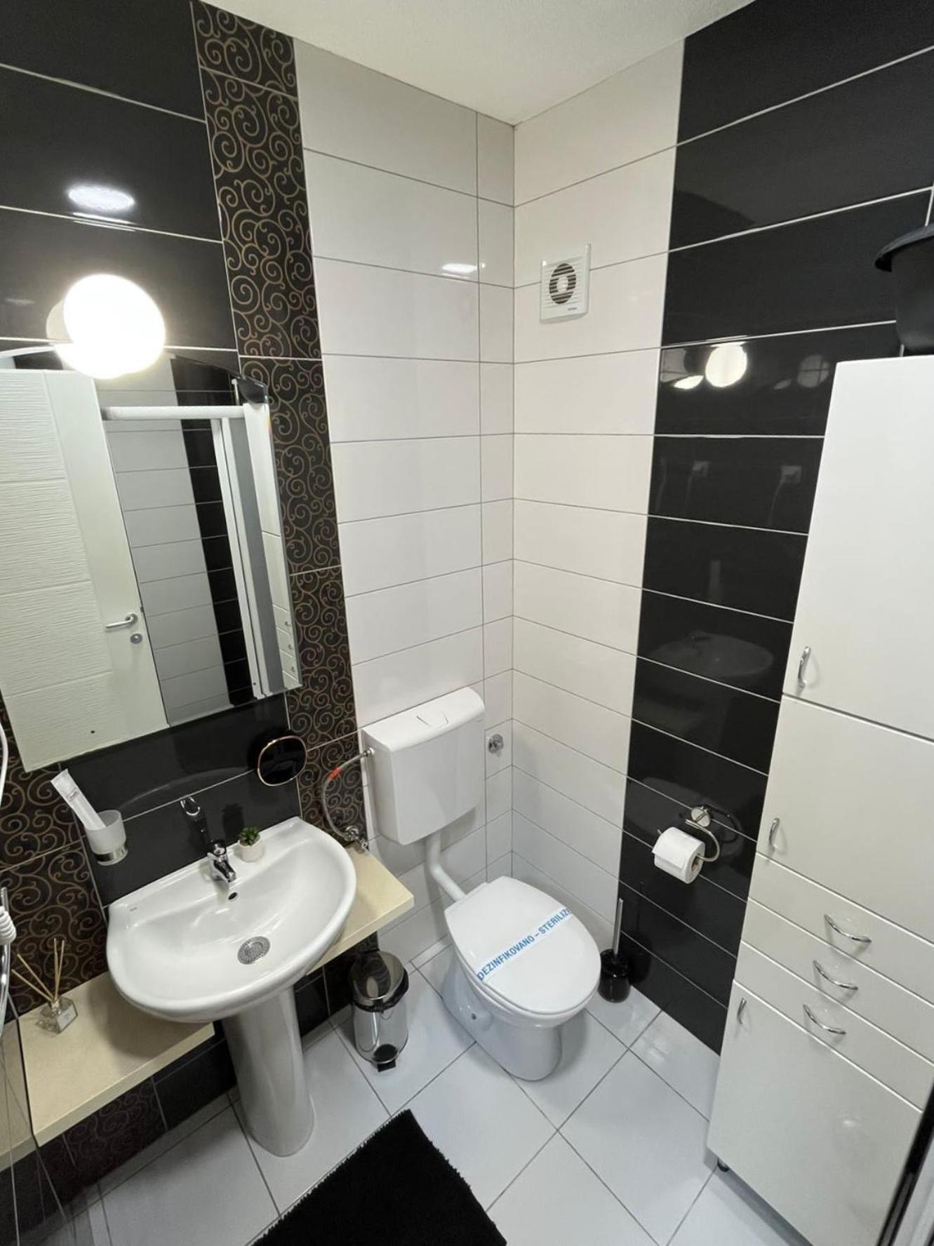 Apartman Mia Centar Kruševac Buitenkant foto