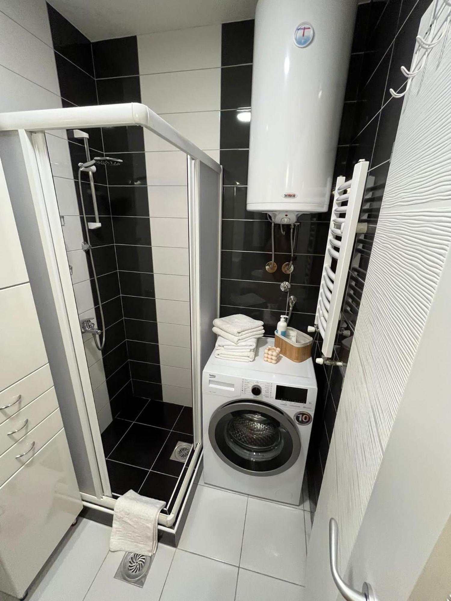 Apartman Mia Centar Kruševac Buitenkant foto