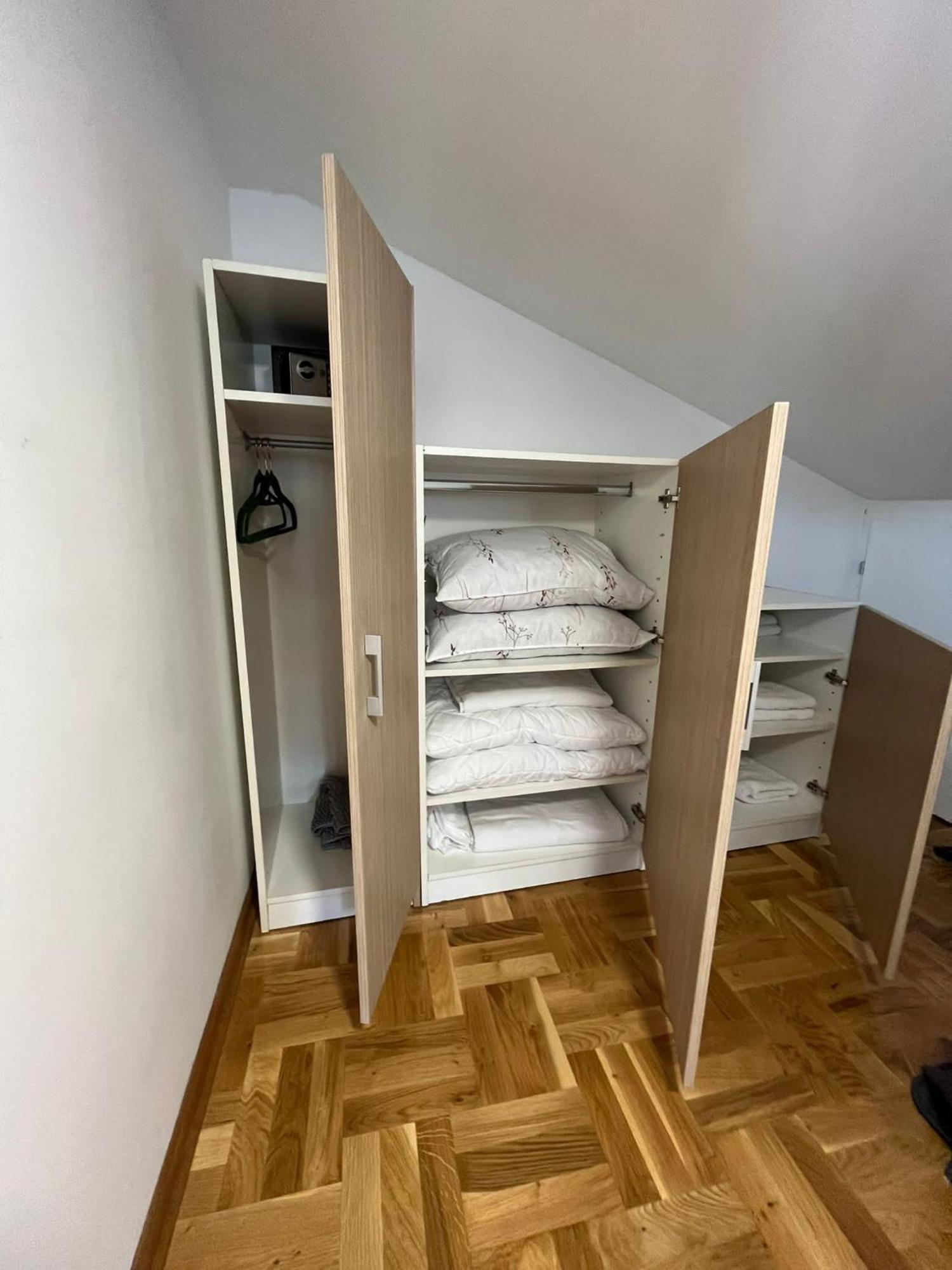 Apartman Mia Centar Kruševac Buitenkant foto