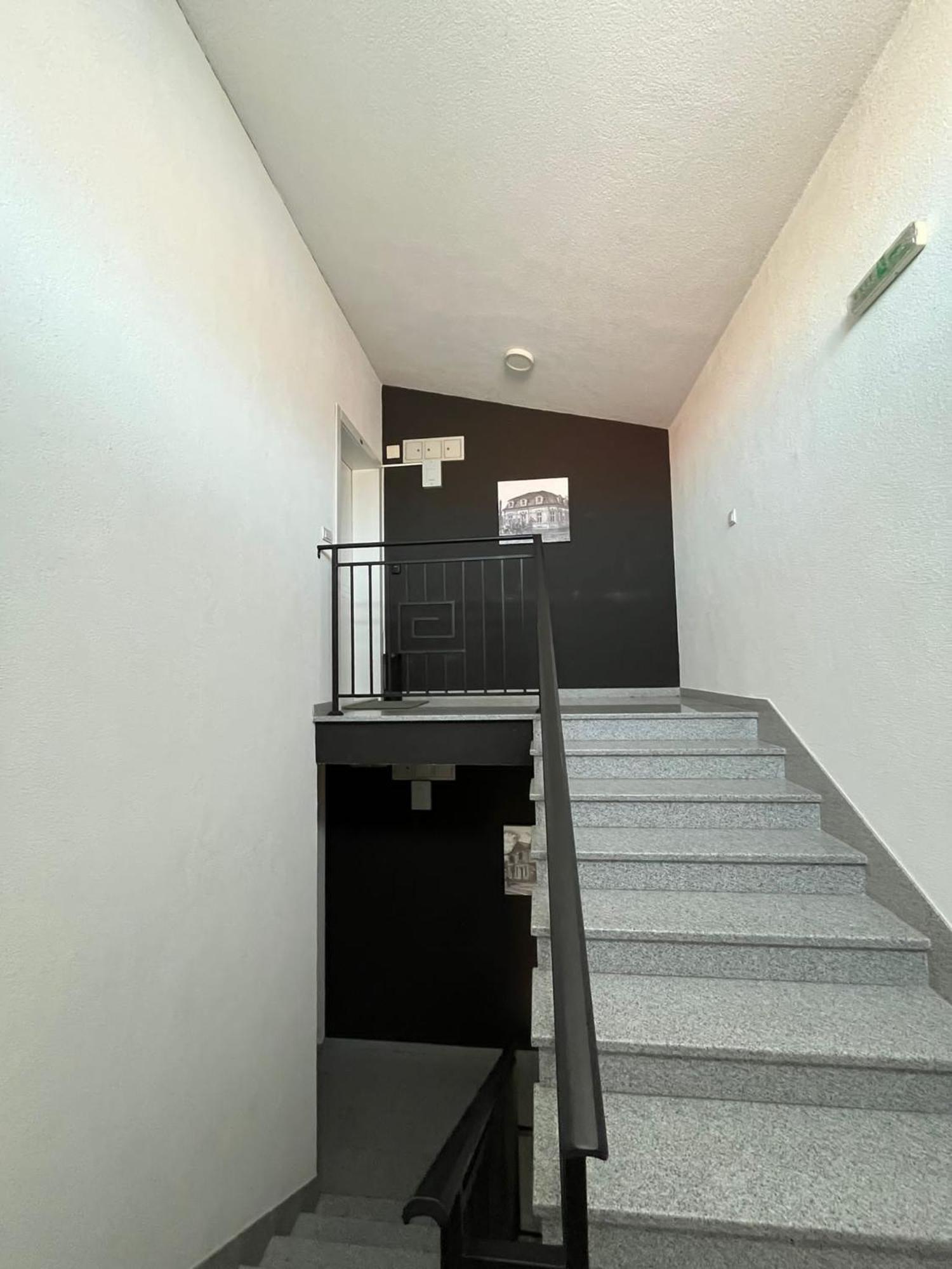 Apartman Mia Centar Kruševac Buitenkant foto