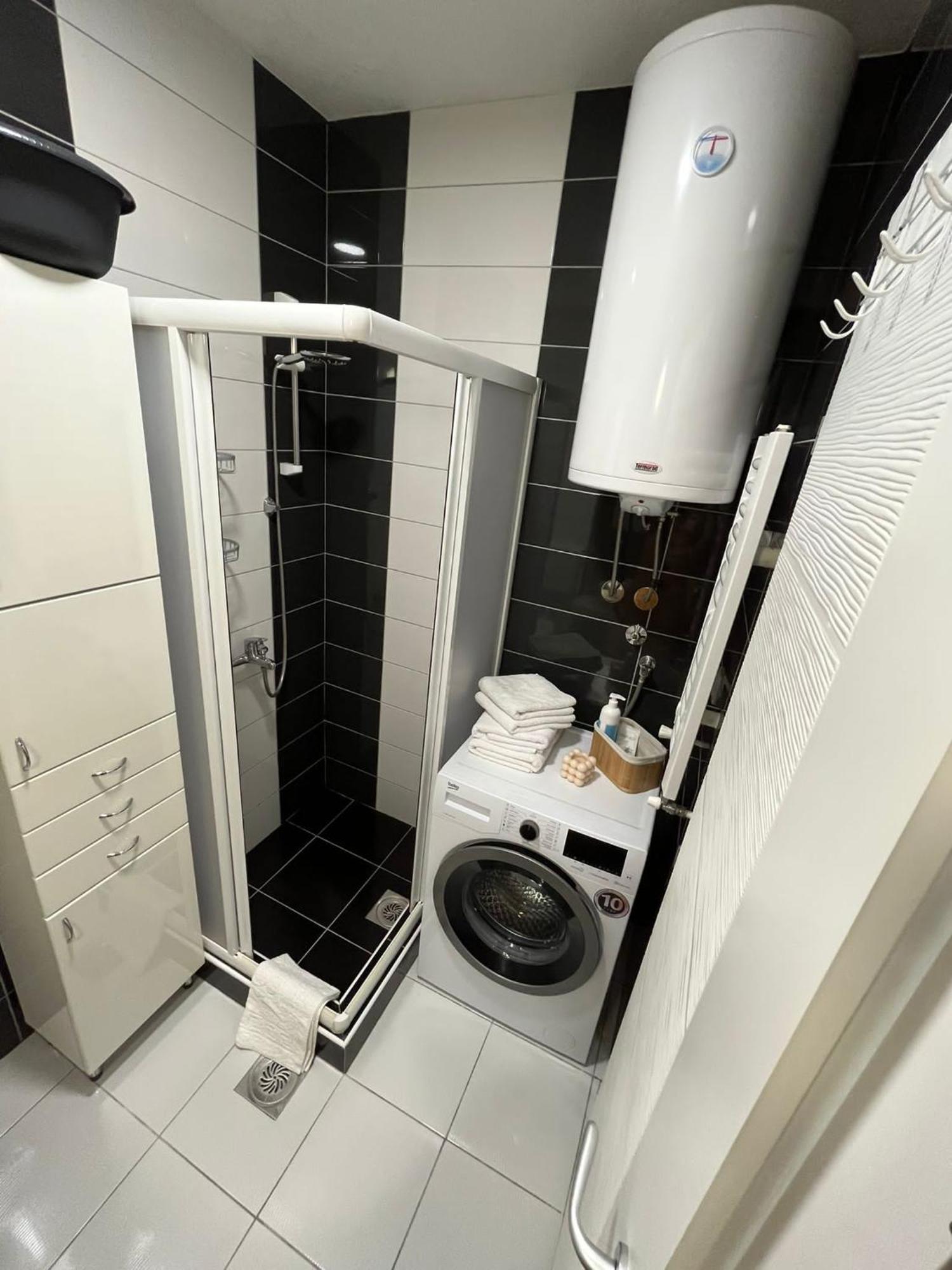 Apartman Mia Centar Kruševac Buitenkant foto